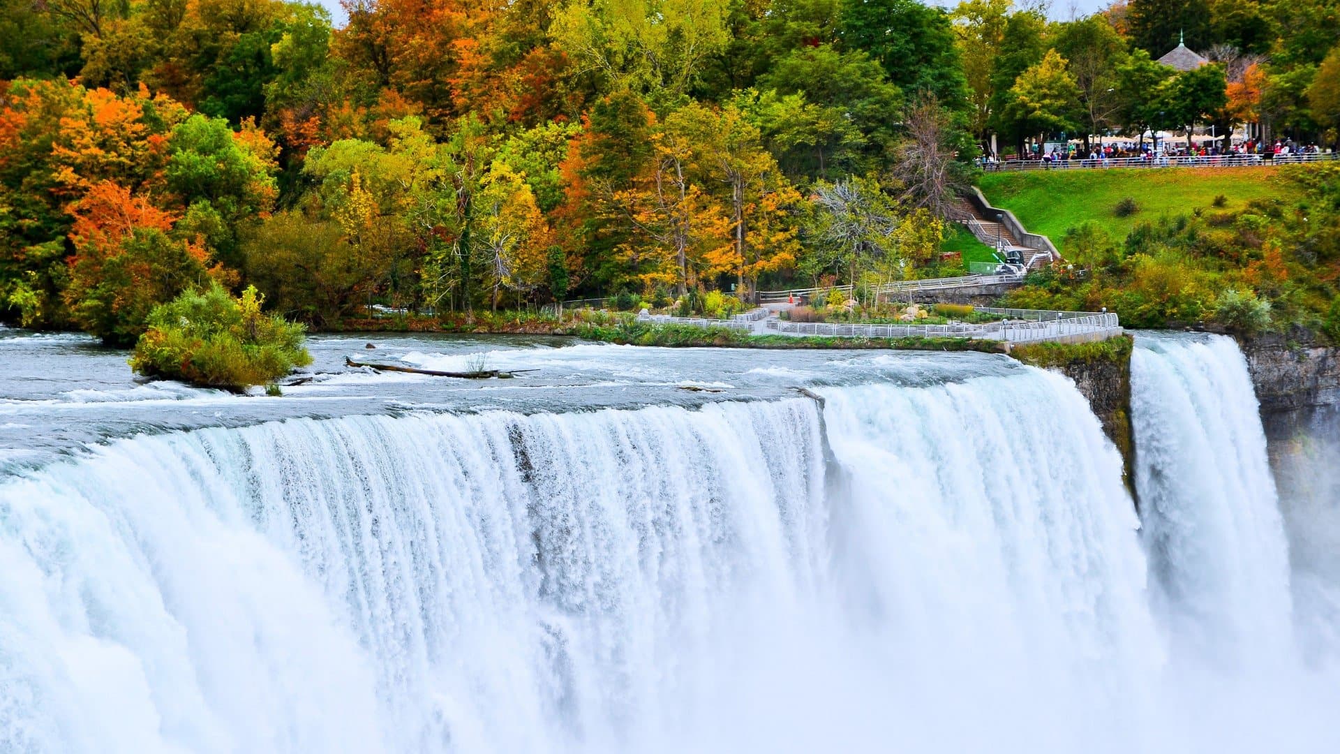 4a40cbb50a9d84e14b20c79e4af7ec23967c7438