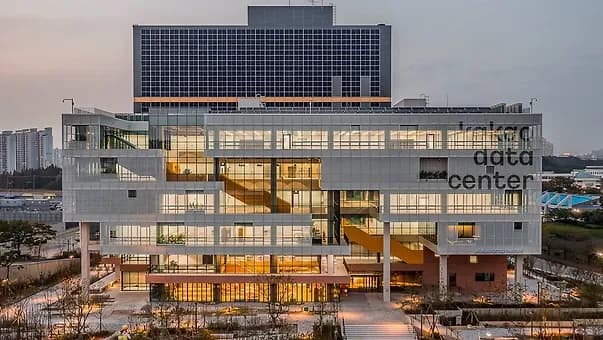Kakao Tech Tycoon Charged with Stock Price Manipulation