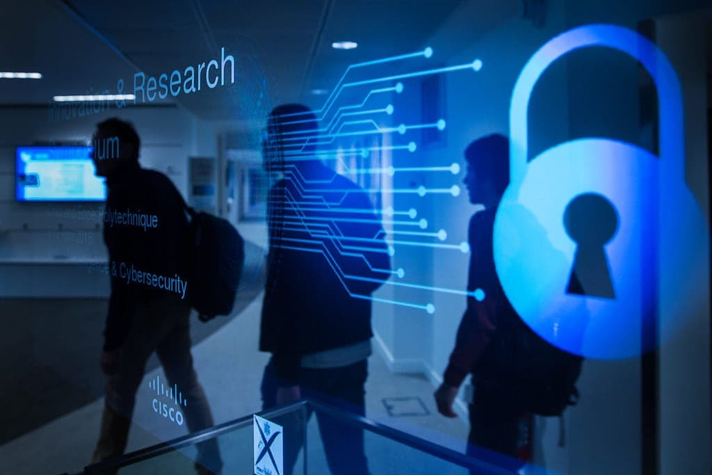 Innovation & Research Symposium Cisco and Ecole Polytechnique 9-10 April 2018 Artificial Intelligence & Cybersecurity