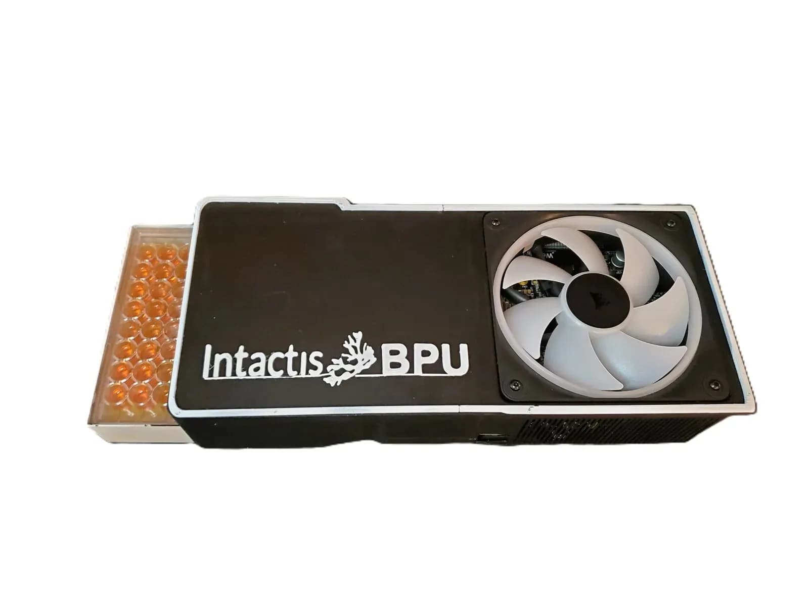 The Intactis BPU biohybrid processing unit with tissue plate dock and cooling hardware