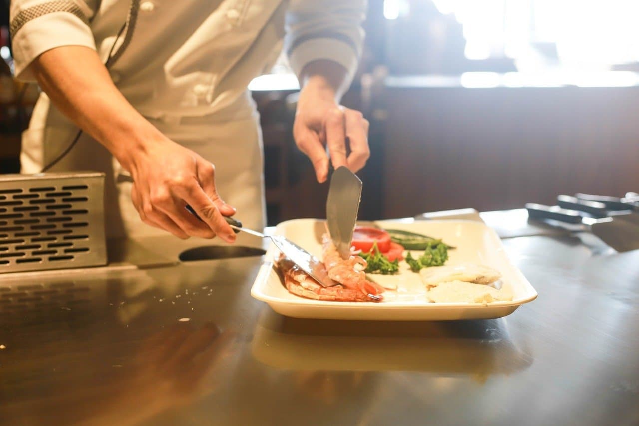 restaurant-gda962cce4_1280