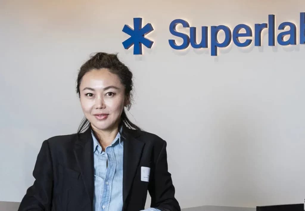 Xi Zhang portrait landscape 1024x708