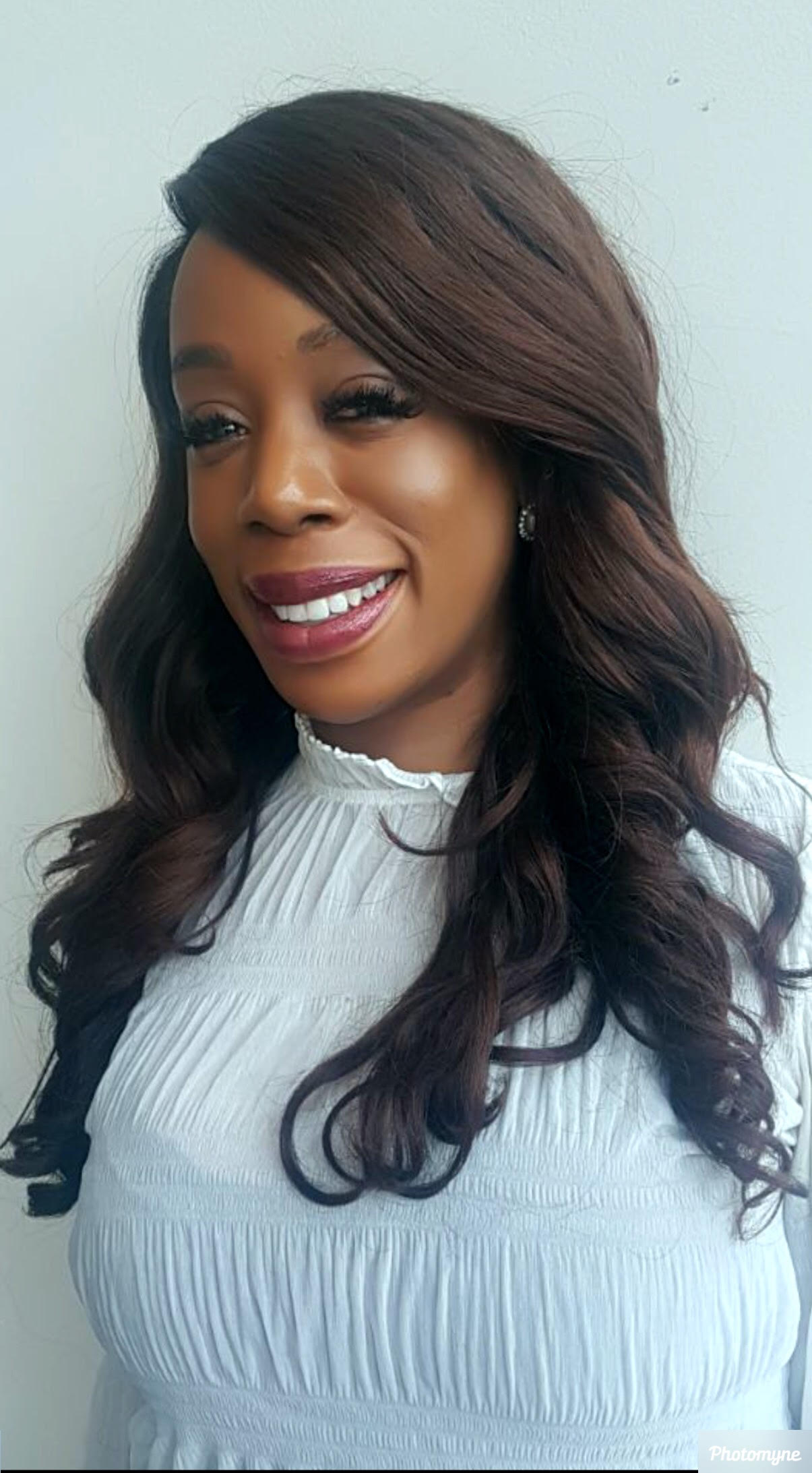 Taking the stress out of modern life 1 Evelyn is an entrepreneur, CEO of The Perfect Package Company, a company dedicated to taking the stress out of event organising