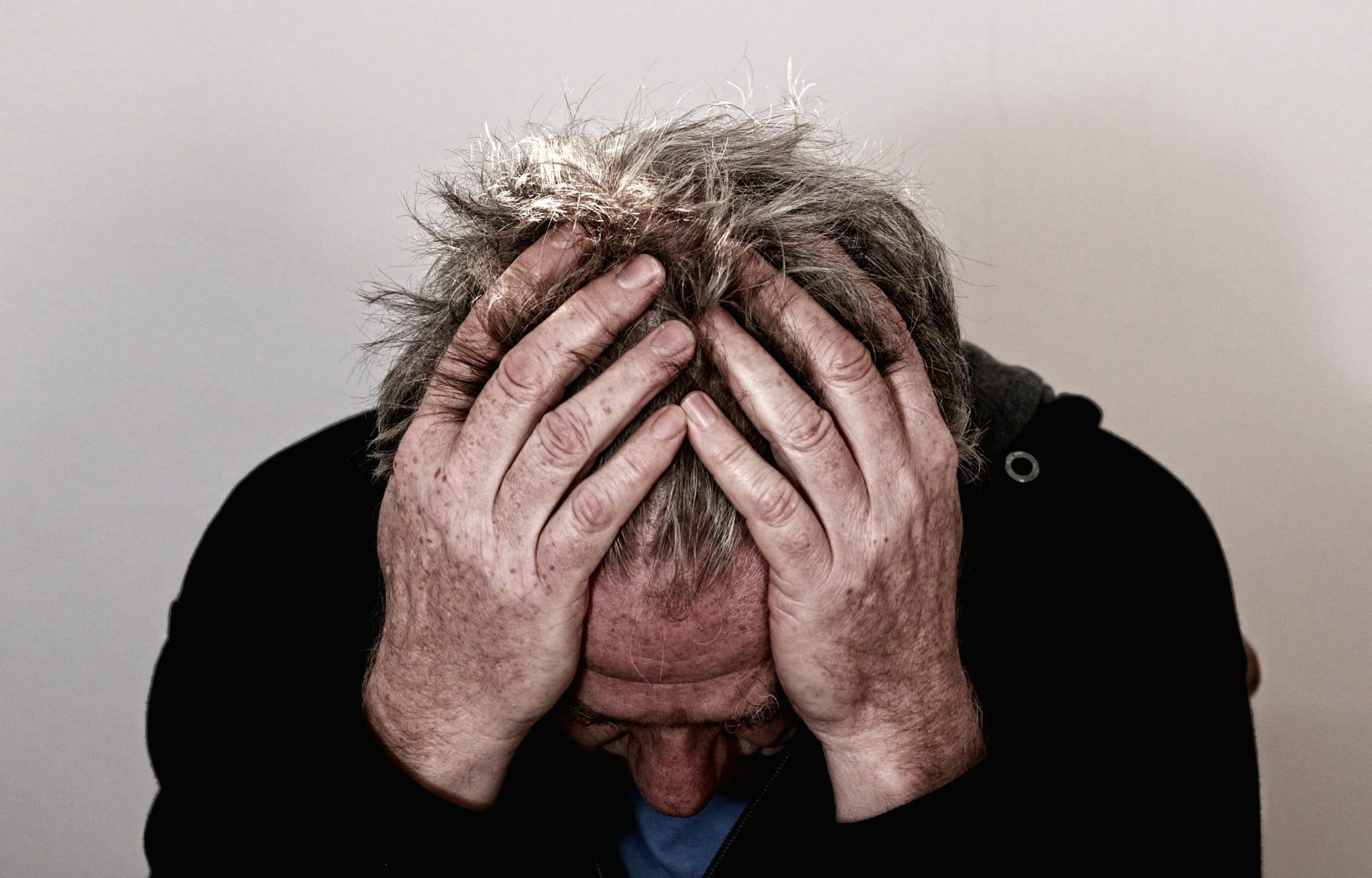 Burnout: Are you at risk? 1 “There is a better and more holistic way to practice medicine or being an entrepreneur, one that keeps your sanity and your vitality intact.” Uwe Dockhorn