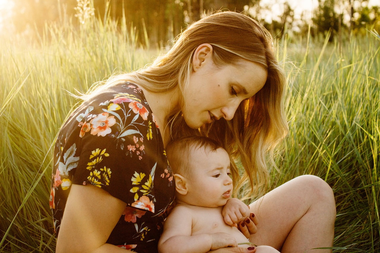 This is what postnatal depression really feels like 1 Motherhood can be a source of joy, but it can also pose difficulties and challenges – particularly, in the postnatal period. It is a time when some mothers’ emotional and physical endurance is pushed to the
