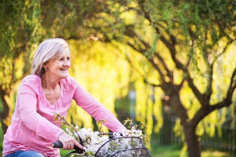 People who lost at least 5% of their weight in the year after they were diagnosed with type 2 diabetes had a 48% lower risk of cardiovascular disease after ten years, compared with people who kept the same weight.