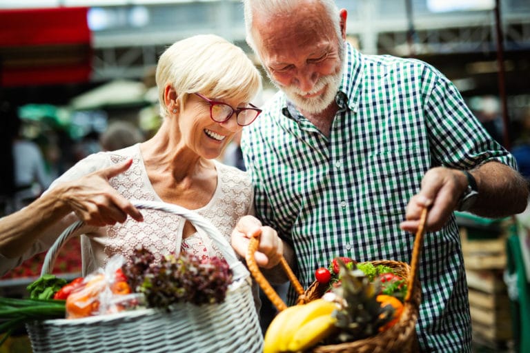 grocery shoppers who use their phones in the supermarket end up spending, on average, 41% more than those who don’t