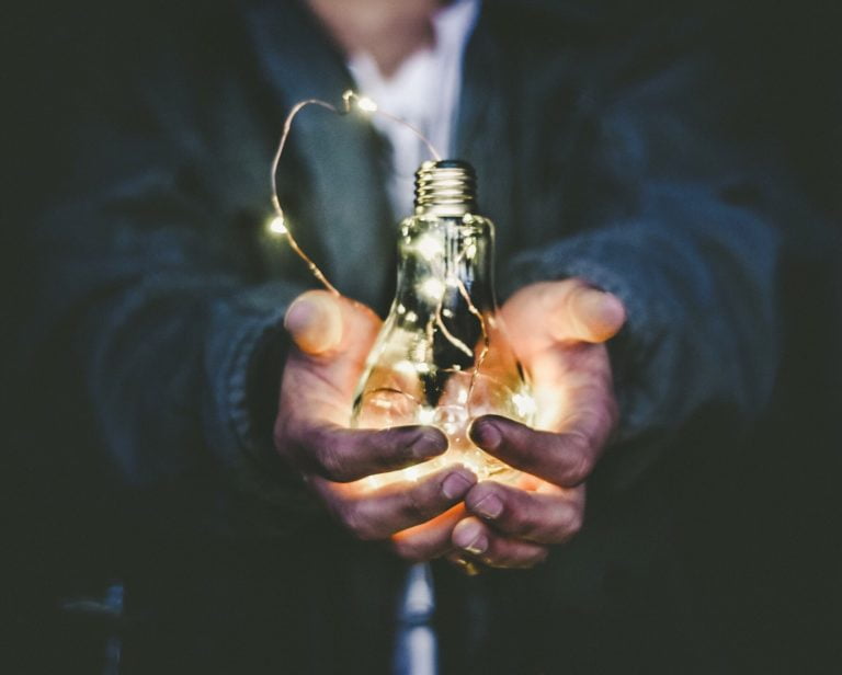HEALING AND THE MODERN BUSINESSMAN 7 why healing is simply a pure connection with the Universal Energy of Life