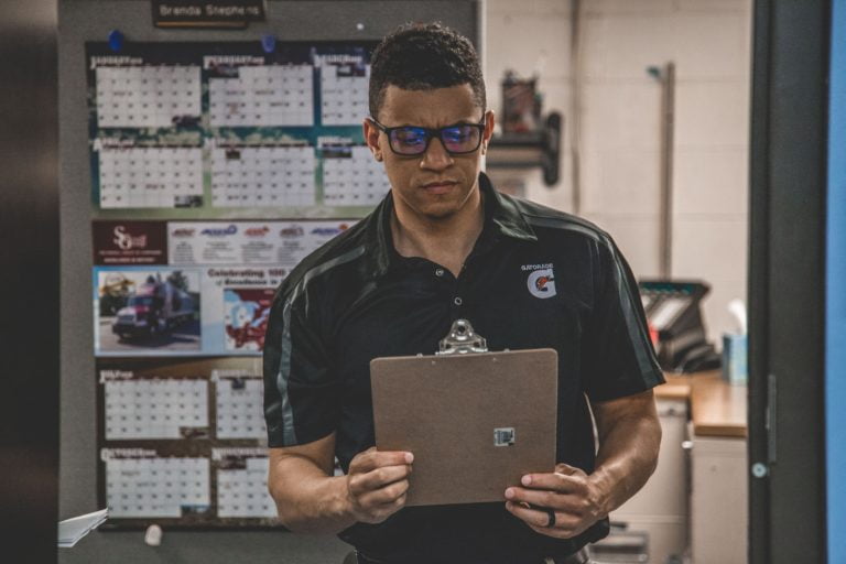 Now, more than ever, businesses of all shapes and sizes need to be smarter and use technology track and manage their assets using software asset management.