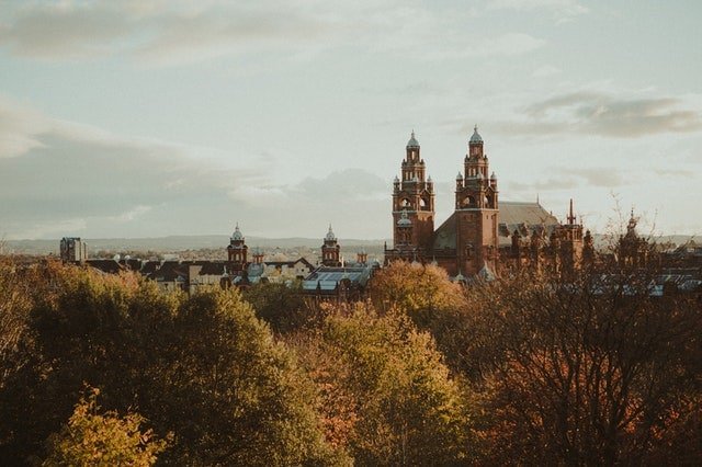 Glasgow is a magnificent city bustling with life. Home to all but one of Scotland's national performing arts organisations, and the Neo-Gothic University of Glasgow rumoured to have been the inspiration for Harry Potter's Hogwarts. Known as 'The Shopping Capital of the North', Glasgow has the largest retail space outside of London; if you're in the retail business, you could be at the centre of the bustling action on Glasgow's Style Mile, where you'll find the majority of the city's stores.