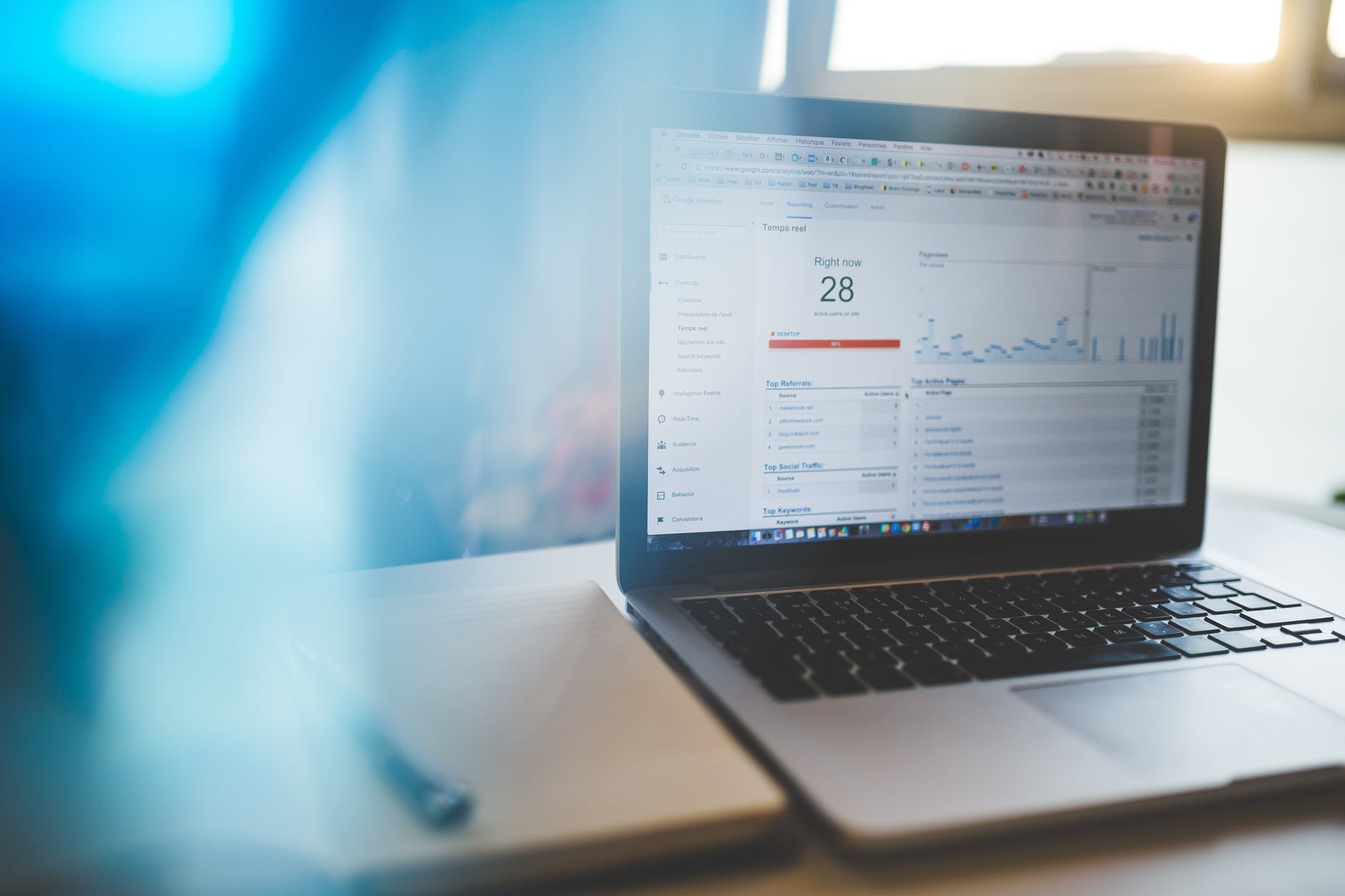 3 Important Reasons Why Social Media Optimization Can Save You Marketing Costs 1 macbook pro on brown table