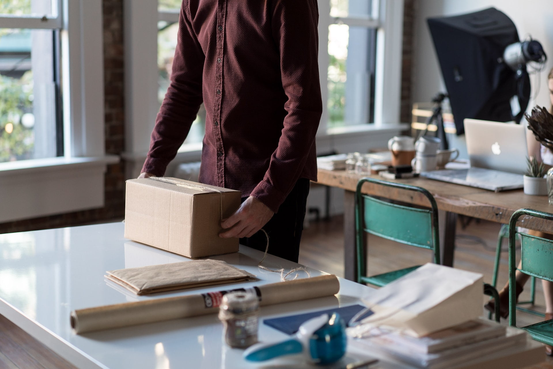 How to Start a Dropshipping Business in 4 Simple Steps 1 Dropshipping is one of the easiest ways to sell online.