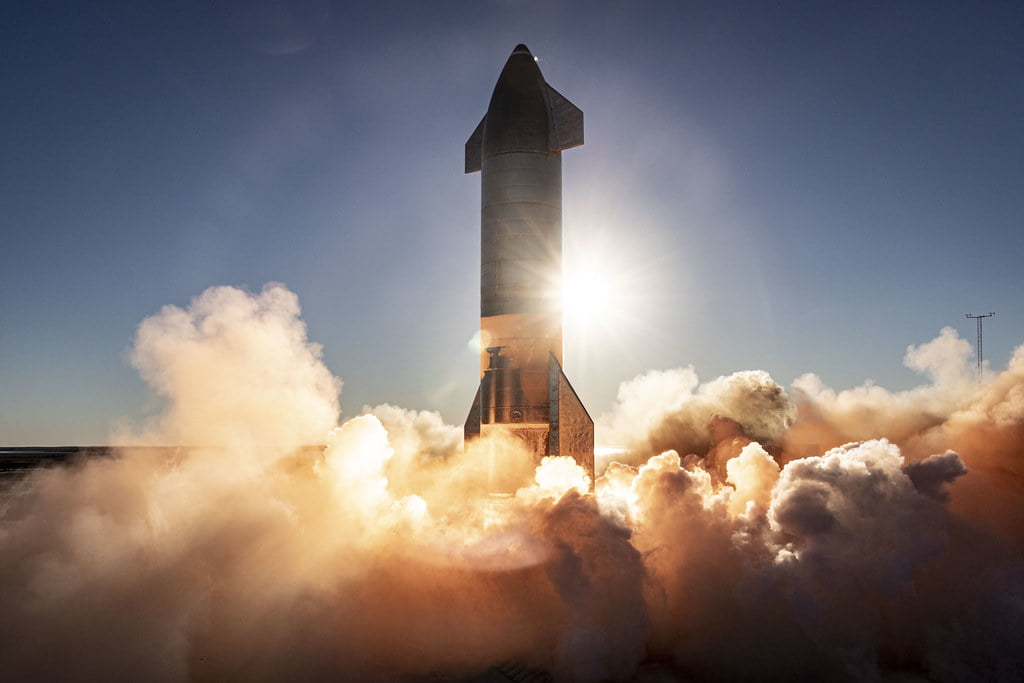 Starship Goes BOOM: SpaceX Test Flight Ends in Explosion but Marks Progress 1 Despite explosion, SpaceX Starship shows potential for Moon, Mars exploration & scientific advancement.