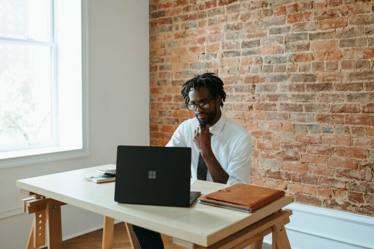 15 Strategies for Business Leaders to Adapt to Change 3 What are the strategies to help business leaders adapt to change?