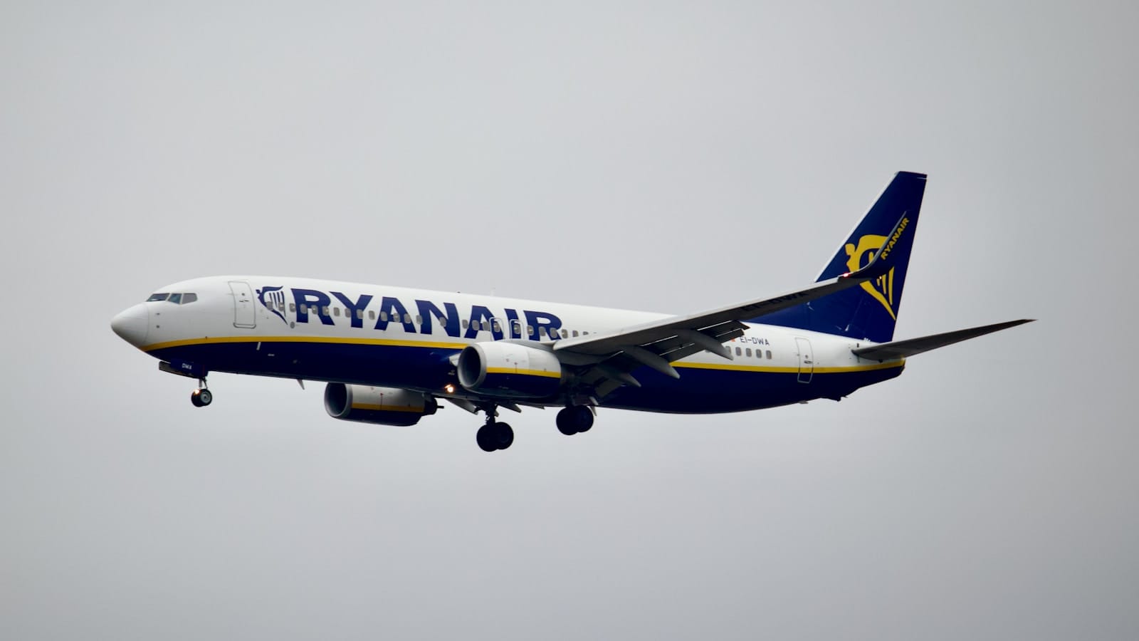 EU Court Ruling Challenges Airline Hand Luggage Fees in Landmark Decision 1 EU Court Ruling Challenges Airline Hand Luggage Fees in Landmark Decision