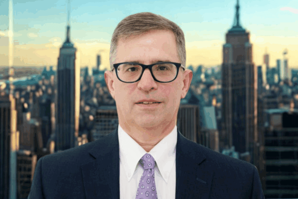 Virtual CFO sector sees rapid growth with market value reaching £8.17 billion by 2032. Outsourcing financial services a key strategy for cost efficiency.